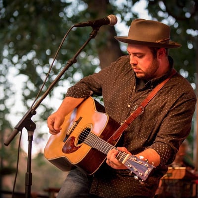Trey Hensley on Balancing Family, Touring & Bluegrass Guitar Mastery